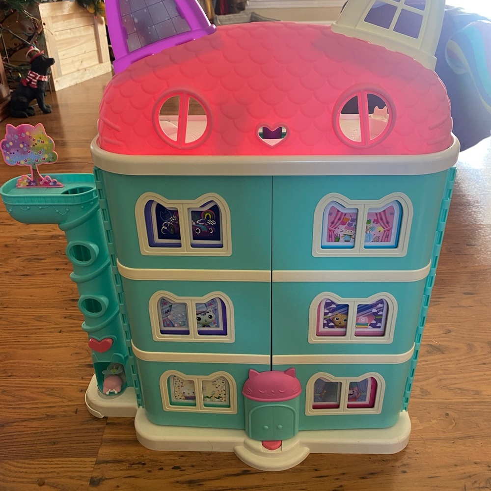 Gabby Cat’s DollHouse